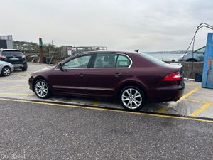 Skoda Superb 1.6 Tdi 2012 - Image 4