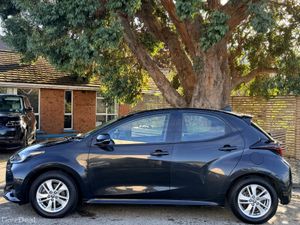 2024 Toyota Yaris..ONE OWNER..IRISH CAR - Image 3