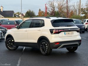 241 VW T-CROSS ACTIVE 1.0 PETROL AUTOMATIC - Image 3