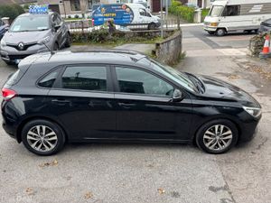 Hyundai i30 Deluxe New Shape - Image 3