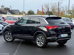 211 VW T-ROC STYLE DESIGN 2.0 DIESEL AUTOMATIC - Image 3