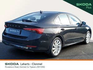 Skoda Octavia STYLE 2.0TDI 115HP 5DR *HEATED SEATS - Image 3