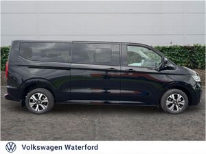 Volkswagen Caravelle 8 Seat Style PHEV 230hp - Image 4