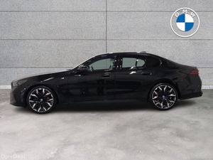 BMW 5-Series 530e M Sport Pro Saloon - Image 4
