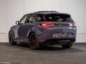 2025 Range Rover Sport P460e Dynamic SE *Pan Roof - Image 4