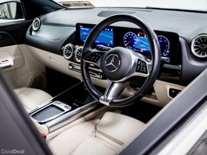 Mercedes-Benz GLA 180D Progressive Line + 2.0 Dies - Image 2