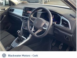 Volkswagen T-Roc 2.0TDI 116BHP EDITION 75 - Image 3
