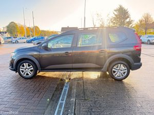 Dacia Jogger Expression TCE 110 NBI 5DR - Image 4