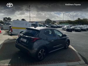 Toyota Yaris Luna Sport Hybrid - Image 2
