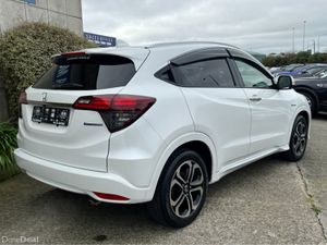 Honda Vezel HR-V Z HYBRID AUTOMATIC HYBRID 1.5 PET - Image 4