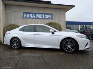 Toyota Camry WS HYBRID AUTOMATIC 2.5 PETROL //HALF - Image 3