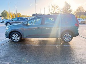 Dacia Jogger Expression TCE 110 NBI 5DR - Image 4