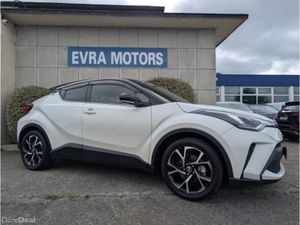 Toyota C-HR SOL AUTOMATIC HYBRID 1.8 PETROL //HIGH - Image 3