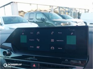 Citroen C4 100kW Shine Plus 50kWh 5dr Auto - Image 4
