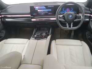 BMW i5 eDrive40 M Sport Pro Saloon - Image 4