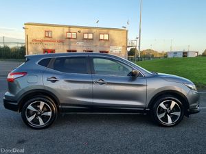 2015 NISSAN QASHQAI DIESEL TOP SPEC €3,990 - Image 4
