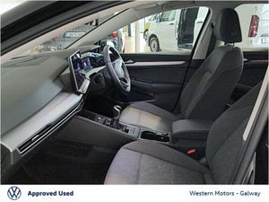 Volkswagen Golf LAUNCH EDITION 2.0 TDI 115HP - Image 4