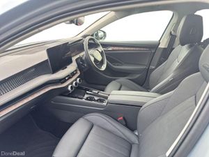 Skoda Superb 2.0TDI L&K COMBI AUTO *0% APR AVAILAB - Image 3