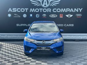 Honda Fit 1.5 Petrol Hybrid, Automatic - Image 2
