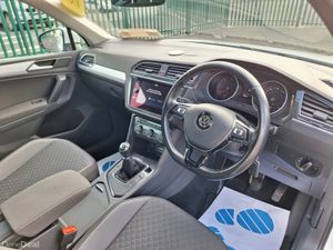 Volkswagen Tiguan 2.0 TDI, SE MODEL, LOW MILEAGE, - Image 3