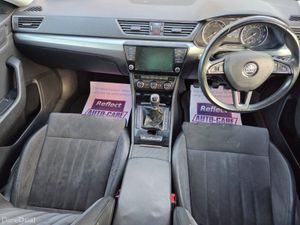 Skoda Superb 1.6 TDI SE TECHNOLOGY GL 120PS 5DR - Image 4