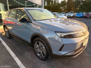 2027 Opel Grandland 1.2L Petrol Hybrid Automatic - Image 3