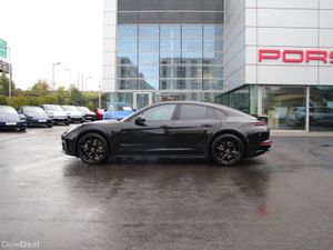 Porsche Panamera 4 E-Hybrid - Image 3