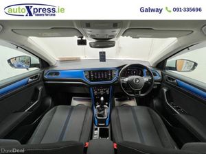 Volkswagen T-Roc 2.0 TDI STYLE DESIGN , Low mileag - Image 2