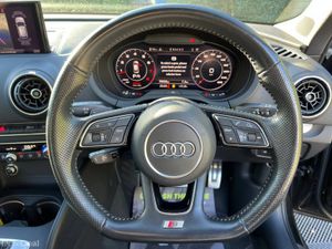 Audi A3 S-LINE 1.4 TFSI AUTO // S-LINE HEATED SEAT - Image 4