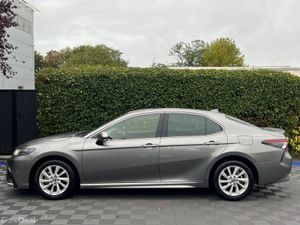 Toyota Camry WORLD SPORT (WS) PACKAGE 2.5 HYBRID A - Image 3