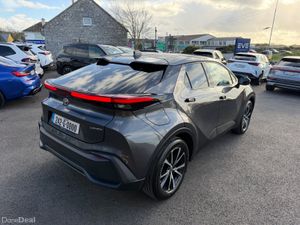 C-HR+ 2.0 PHEV – Design – low mileage - Image 3