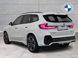 BMW iX1 eDrive20 M Sport - Image 3