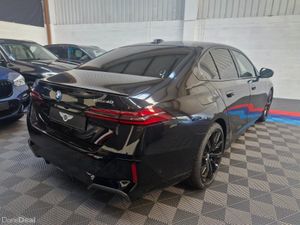 232 I5 40 M SPORT PRO (HIGH SPECIFICATION ) - Image 3