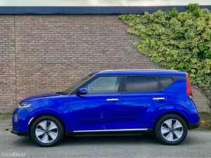 Kia Soul E-SOUL FINANCE AVAILABLE - Image 2