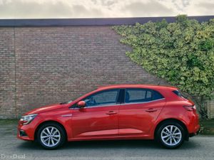 Renault Megane DYNAMIQUE NAV FINANCE AVAILABLE - Image 4