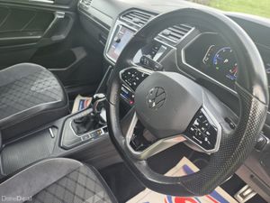 Volkswagen Tiguan 2023 RLINE AUTO - Image 3