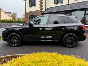 Stunning 231 Audi Q5 S-Line Quattro Black Ed! - Image 4