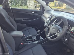2017 Hyundai Tucson 1.7 exclusive model - Image 4