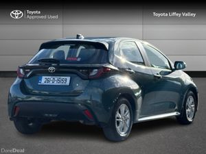 Toyota Yaris Yaris HEV Luna - Image 2