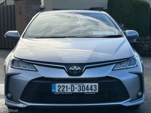 2022 Toyota Corolla Luna Hybrid Auto *Choice of 2* - Image 2