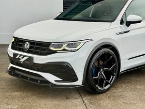 2023 VOLKSWAGEN TIGUAN RLINE BLACK EDITION TOP SPE - Image 2