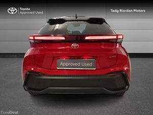 Toyota C-HR Hybrid Sol - Image 4