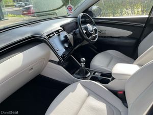 Hyundai Tucson 2WD Executive - Image 3