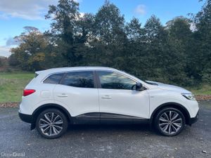Renault Kadjar 2019, top spec , new timing belt - Image 2