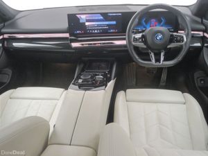 BMW i5 eDrive40 M Sport Pro Saloon - Image 4