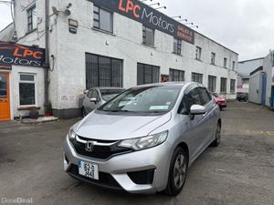 Honda Fit 2016 Auto Hybrid - Image 4