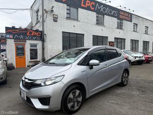 Honda Fit 2016 Auto Hybrid - Image 2