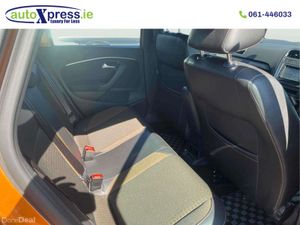 Volkswagen Polo 1.2 Petrol, Reversing camera, Auto - Image 4