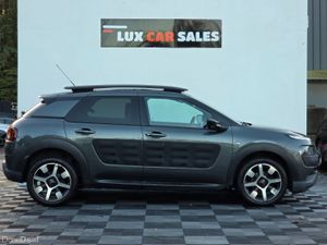 215 Citroen C4 CACTUS 1.2 FLAIR // PANORAMIC ROOF - Image 2