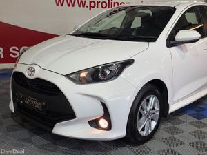 242 TOYOTA YARIS 1.5 PETROL 6 SPEED MANUAL - Image 4